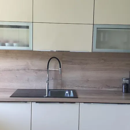 Apartament Mare
