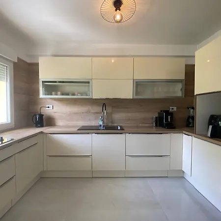 Mare Apartament